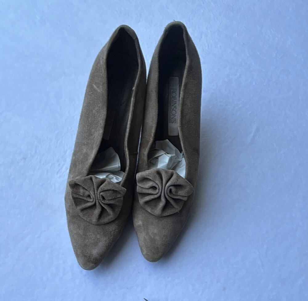 Vintage Robinsons Paris Kid Suede.Pumps Sz 8M Bow Accent Tan Beige